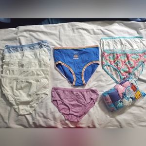 : 23 Hanes fruit of the loom wonder nation  Girls Panties. Sz 12 - 14